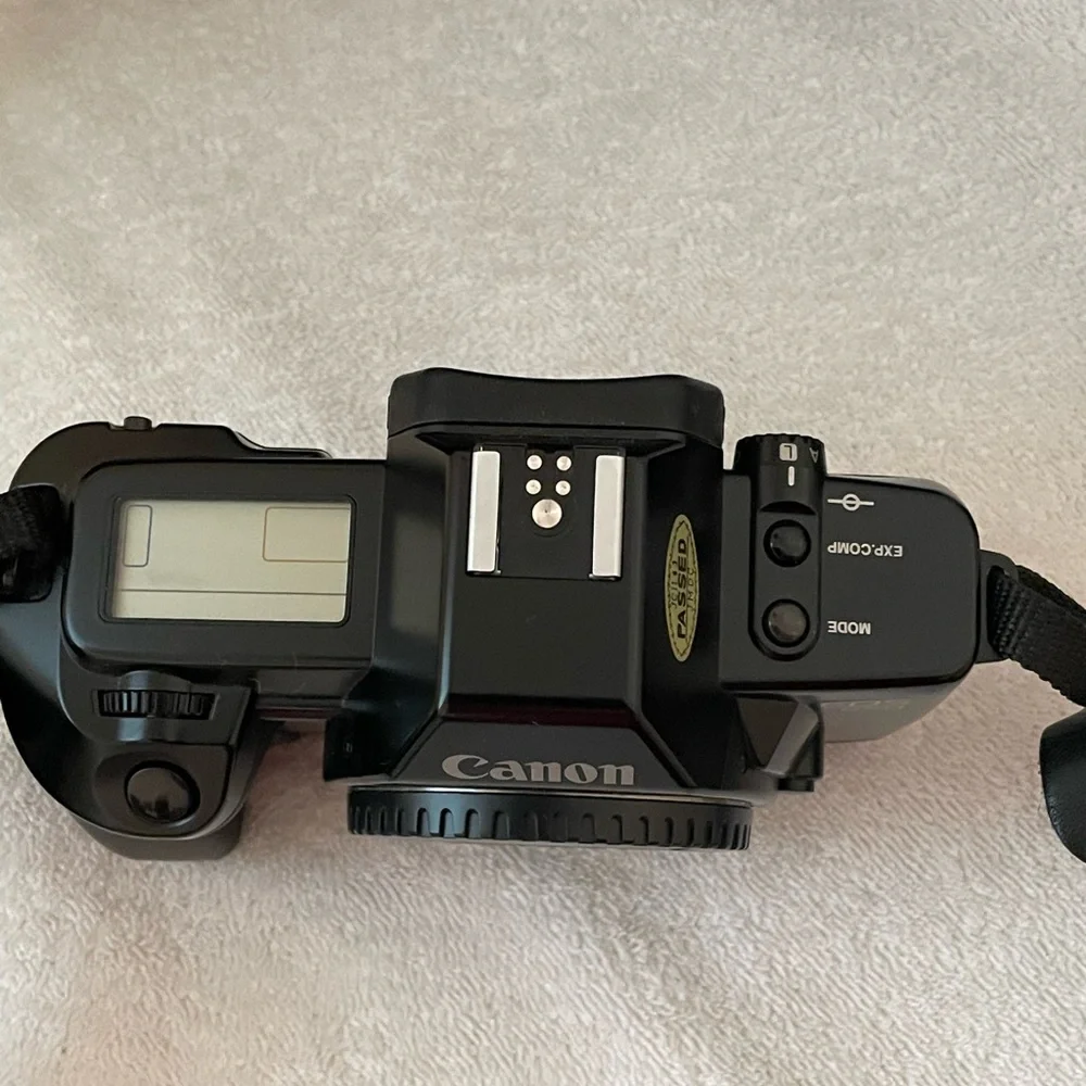 Canon Camera EOS650, 3 Lenses, Flash & Bag Bundle
